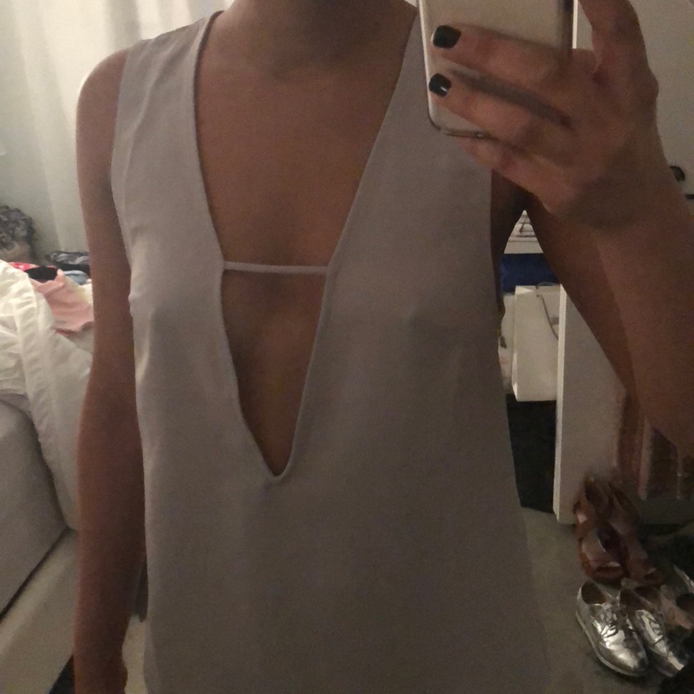 NWOT Sexy Tobi Gray Plunge Top